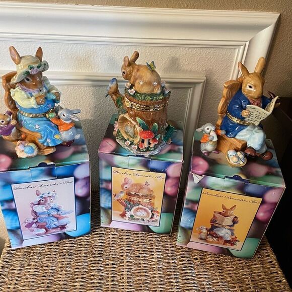 Cardinal Works Company Porcelain Bunny Rabbit Trinket Figures set of 3! - Picture 13 of 15